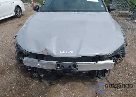 2025 Kia K5 Gt-Line from USA, damaged, VIN KNAG64J77S5299781